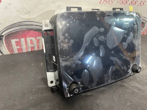 Автомагнітола