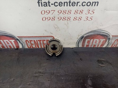 Ступиця муфти синхронізатора 5-ї передачі