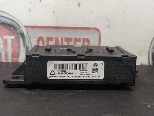 блок керування фаркопа Peugeot 3008 II