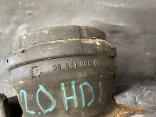 Кронштейн подушки КПП 2.0 hdi