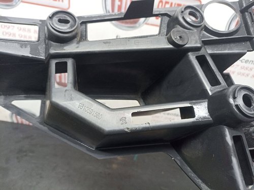 Кронштейн заднього бампера лівий Peugeot 3008 II