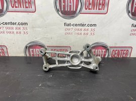 Кронштейн крепления катализатора 1.6 Mjet