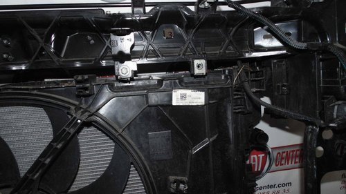 Телевізор з радіатором та вентиляторами в зборі 1.3 Jeep Compass