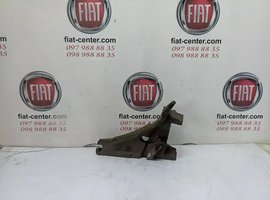 Ущільнювач кріплення планки під лобове скло ліве