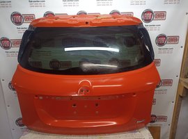 Дверь багажника (задняя ляда).