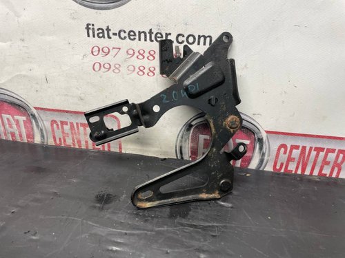 Кронштейн кріплення корпуса термостата 2,0 HDI