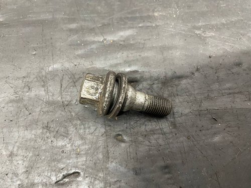 Болт колісний з пресшайбою