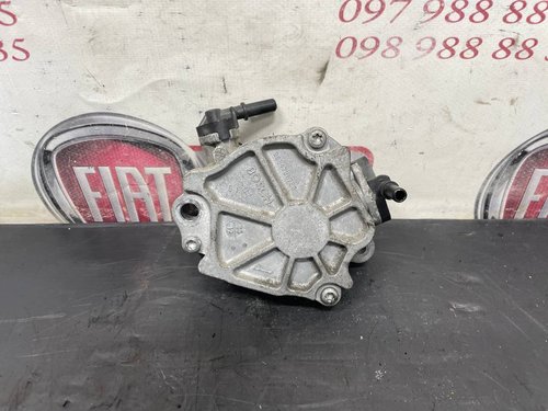 Вакуумный насос 1.4 HDi