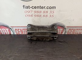 Кронштейн глушника 1.8 16V  FIAT Barchetta