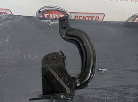Петля кришки багажника нижня