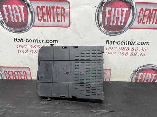 Електронний блок керування BSI