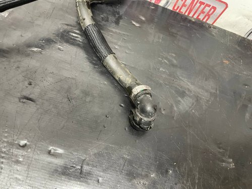 Патрубок води 1.6 Mjet