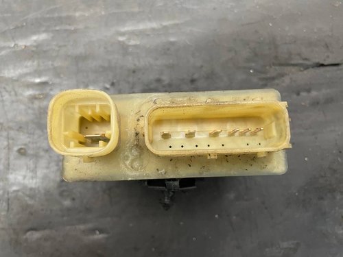 Реле свічок накалу 1.6 HDi