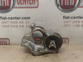 Кронштейн піввісі 1.6 VTi