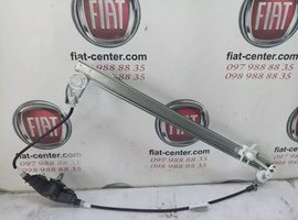 Стеклоподъемник механический передний левый