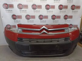 Передній бампер