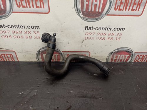 Патрубок системы охлаждения