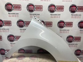 Крыло переднее правое