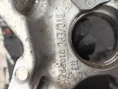 Подушка двигуна задня права 1.6 HDi