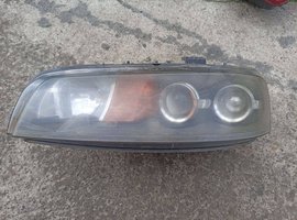 Фара ліва Fiat Punto ІІ