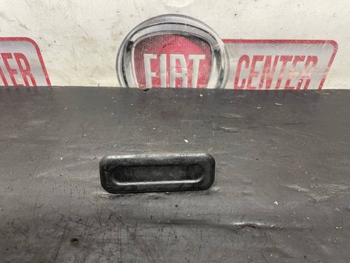 Кнопка багажника электрическая