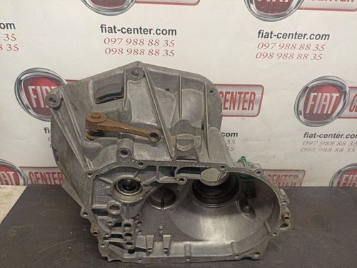 Корпус коробки переключення передач 1.9 D