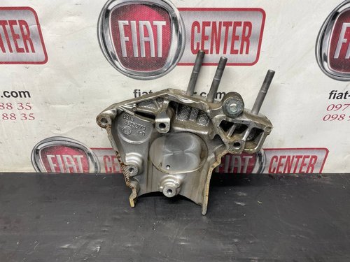 Кронштейн крепления двигателя 1.6 Mjet