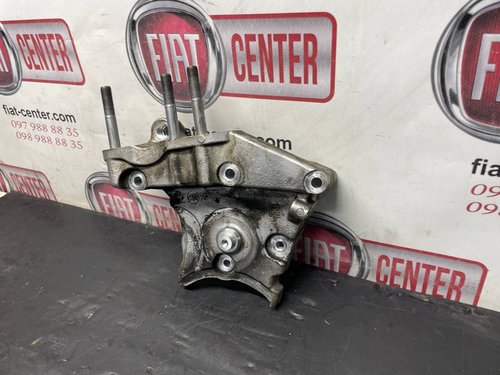 Кронштейн крепления двигателя 1.6 Mjet