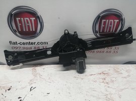 Стеклоподъемник электрический, передний левый.