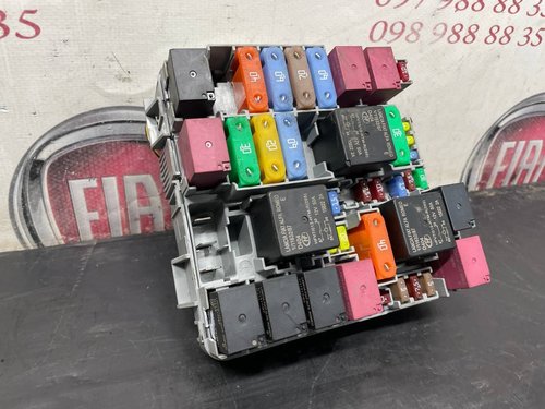 Блок предохранителей 1.6 Mjet