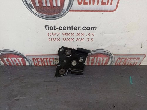 Кронштейн воздушного фильтра Peugeot 3008 II