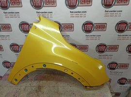 Крило переднє праве