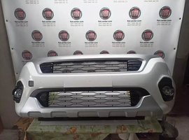 Комплект передній бампер,задній бампер,молдінги на двері