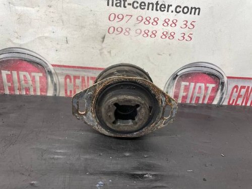 Кронштейн подушки КПП 2.0 hdi