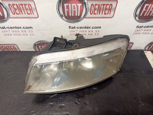 Фара левая Fiat Stilo