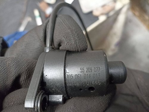 Датчик уровня масла 1.3CDTI OPEL ASTRA