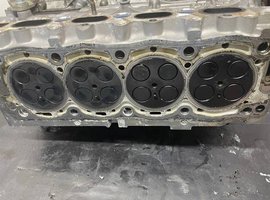 Головка блоку циліндрів в зборі (ГБЦ) 2.0 HDi EURO 5