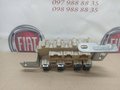 Блок зпобіжників (в салон)