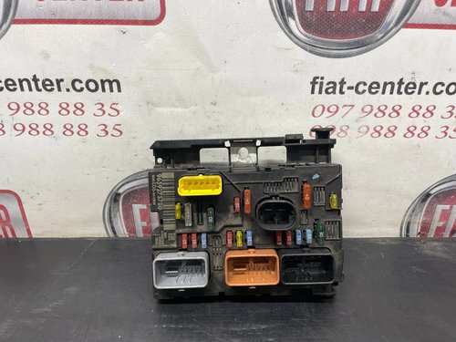 Блок запобіжників BSM-L06 Peugeot 307
