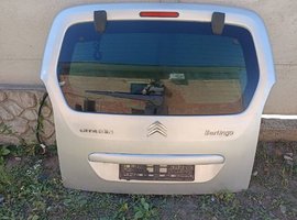 Двері багажника (Задня ляда)