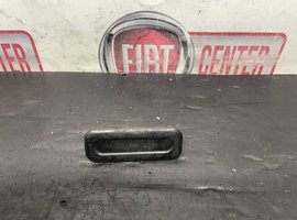 Кнопка багажника электрическая