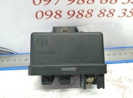 Реле свічок накалу  1.3 Mjet
