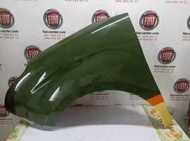 Крило переднее левое