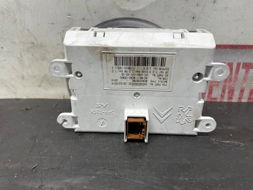 Дисплей магнітоли