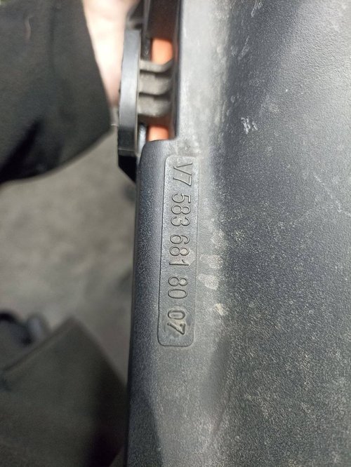 Корпус повітряного фільтра 1.6 THP