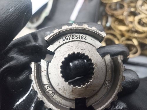 Ступиця муфти синхронізатора 5-ї передачі