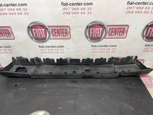 Накладка переднего бампера