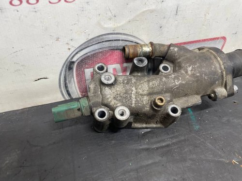 Корпус термостата 1.6 16V