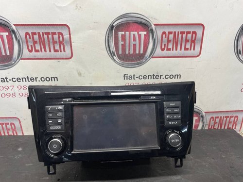 Экран автомагнитолы с GPS Nissan Qashqai J11