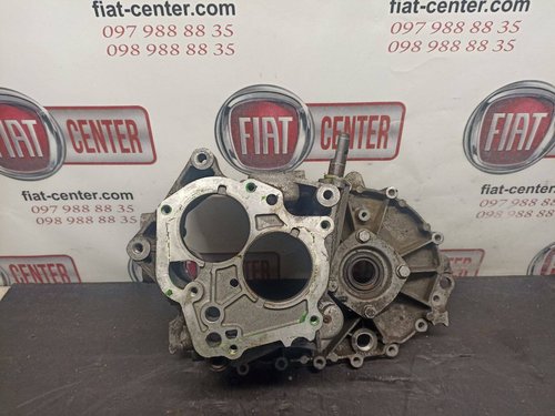 Корпус коробки перекючення передач 1.3